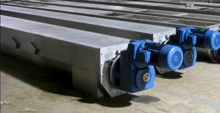 不銹鋼槽式螺旋輸送機(jī) 不銹鋼槽式螺旋輸送機(jī)